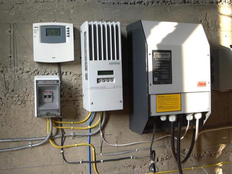 Особенности выбора системы резервного электропитания для загородного дома в ДНП, СНТ